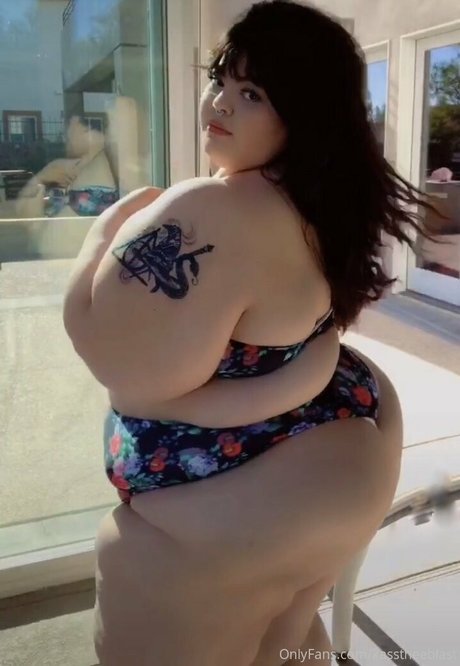 双子の姉妹OnlyFans xxx 写真