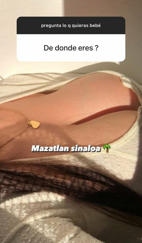 曲線美の熟女OnlyFans ヌード 写真