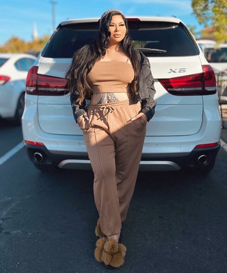 Mizuki Brown ポルノスター 素敵 アーカイブ