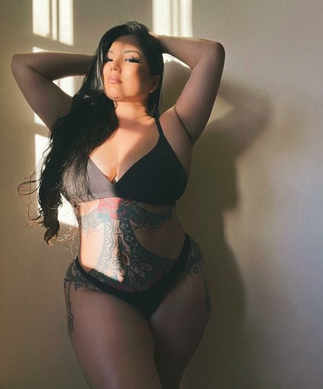 OnlyFansの無料動画 裸 アーカイブ