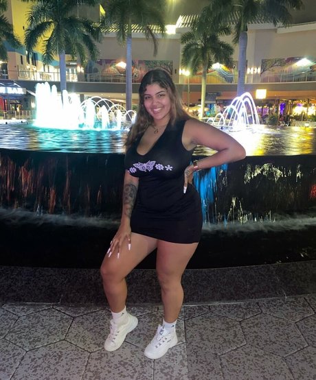 Marian Tatte セクシーモデル 画像