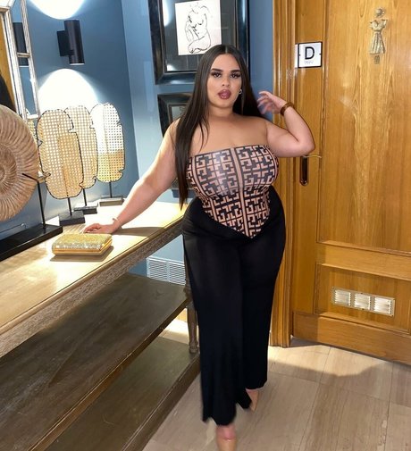 Curvyexoticaa profile image