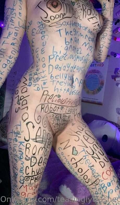 そばかすOnlyFans ホットヌード ギャラリー