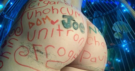 赤毛ティーンOnlyFans ホット 写真