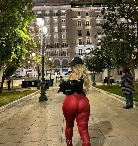 namesyousee ホットなポルノスター 写真