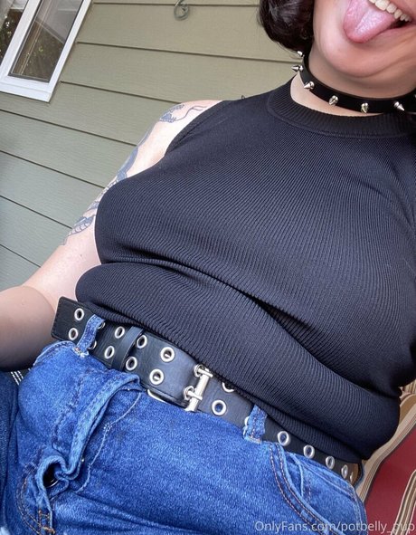 bigbellybenni ポルノスター HD 写真