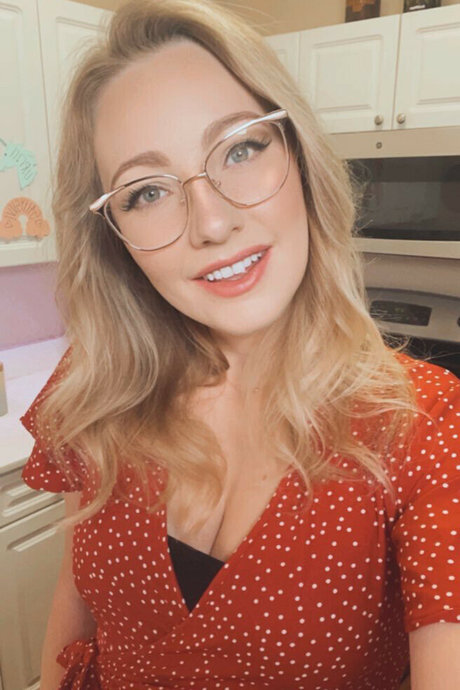 ニューハーフ POV OnlyFans セックス ギャラリー