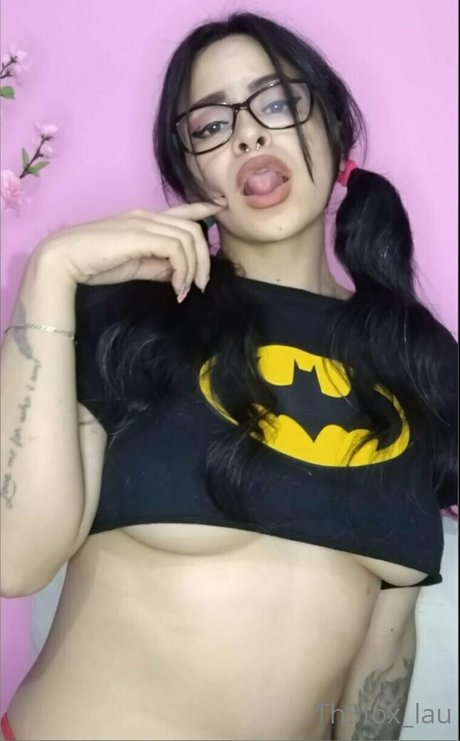 th3fox lau エロティック女優 写真