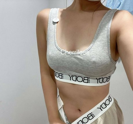 ニューハーフ ドミナトリックス OnlyFans トップ 写真