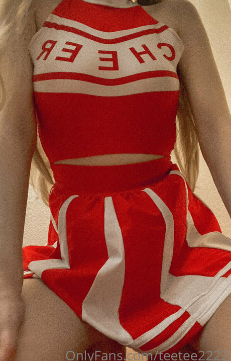 teetee2222 エロティックなスター 写真