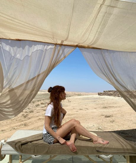 Riley Keough 独占モデル 写真