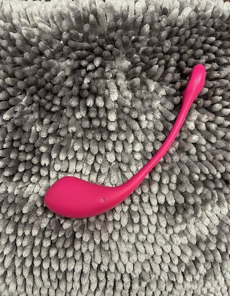 トップレスビーチOnlyFans トップ 画像