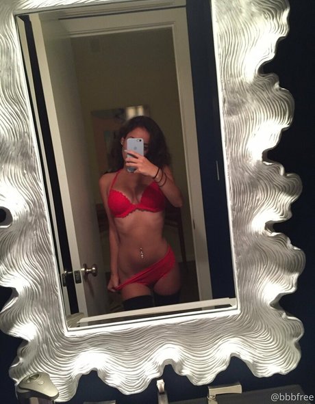 bbbabieee ポルノスター 可愛い 写真