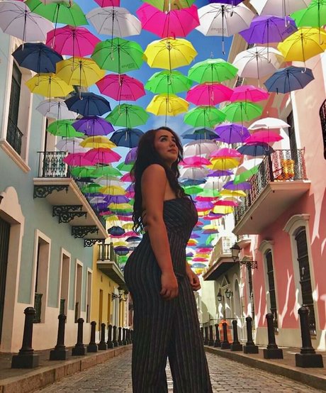 裸のトゥインクOnlyFans セクシー ギャラリー