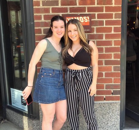 Jenna T xxxポルノスター 写真