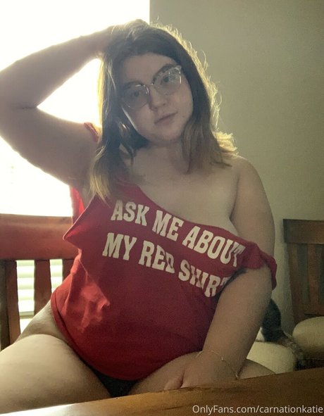 carnationkatie 完璧なスター 写真