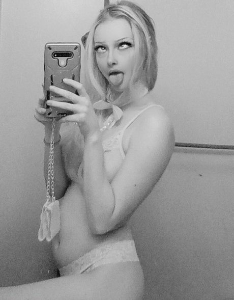 qweenaudrey 限定モデル 画像