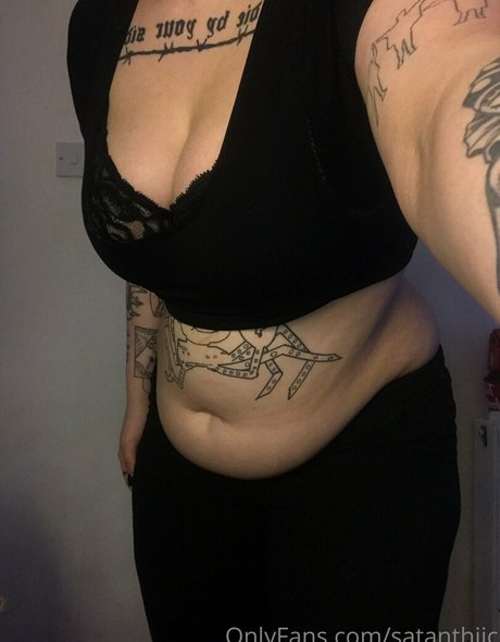 satanthiic 最高のスター 写真