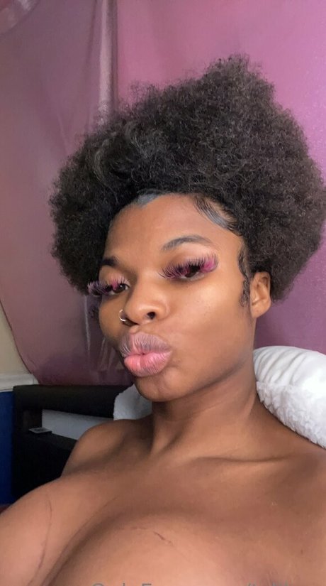 tslikaa top profile image