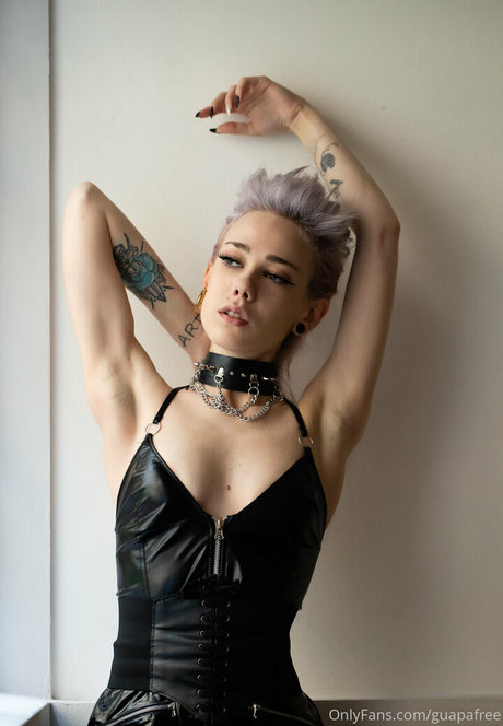 guapafree 無料モデル 写真