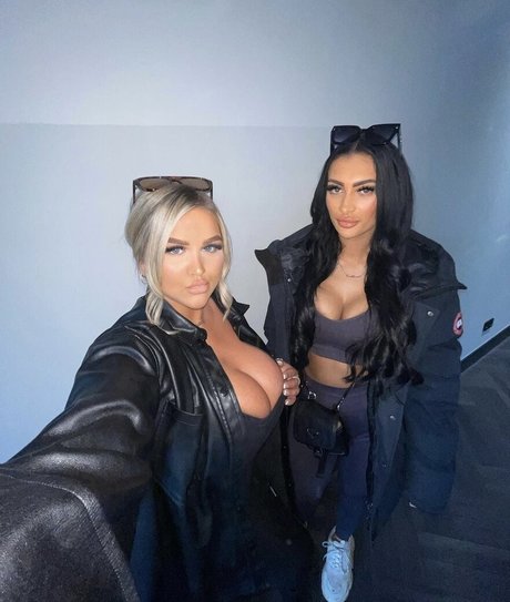 Brittany T アダルトスター ギャラリー