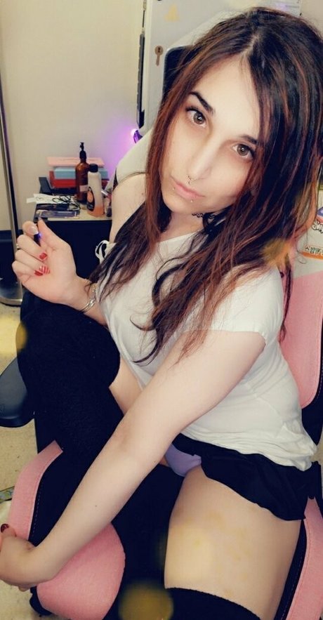 emilyroseiv 素敵な女優 ギャラリー