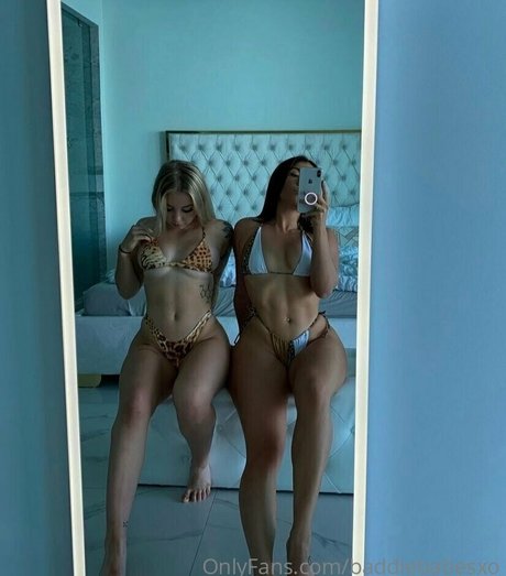 emmalee mc 裸モデル 画像