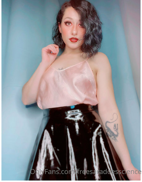 freesaradoesscience 素敵な女優 写真