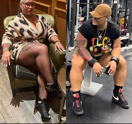 Queen R 完璧なモデル 写真