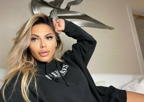 notyourfuturegirlfriend トップモデル 写真