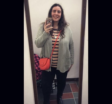 大きなお尻のマンコOnlyFans 可愛い 写真