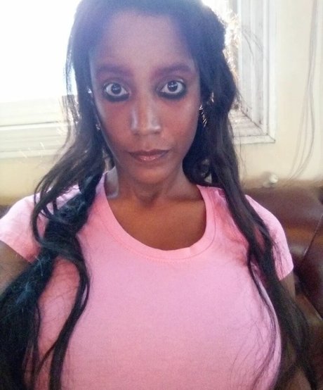 Amber Higgins Cecil セックスモデル 写真