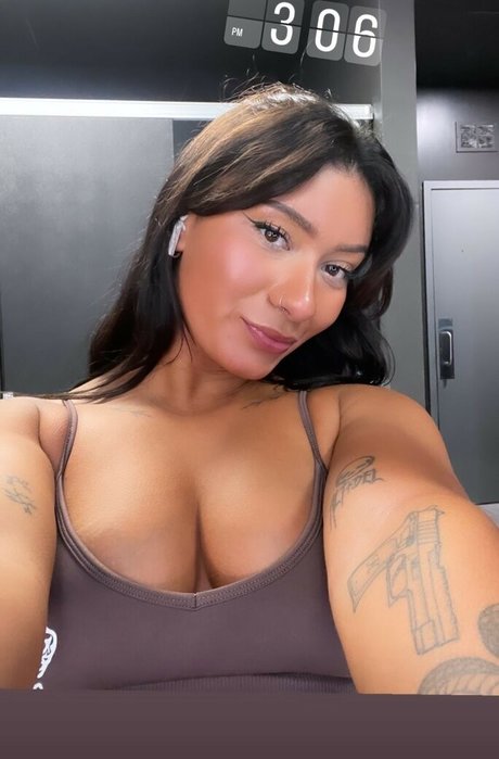 ドイツのアマチュアOnlyFans ヌード ギャラリー