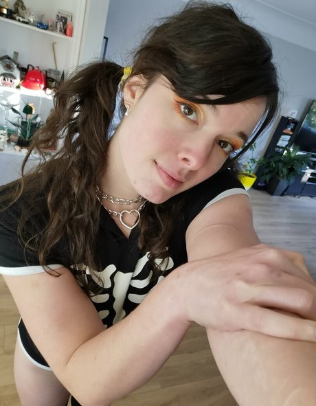 tiggerrosey 裸のスター 写真