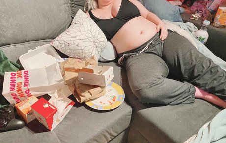 chubbygamergf top profile image