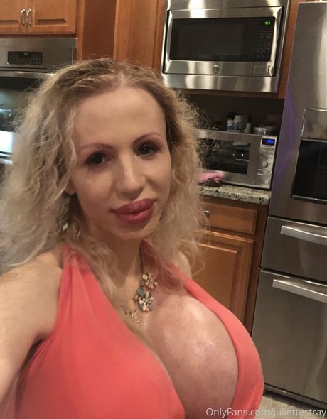 美しいベイビーOnlyFans 裸 画像