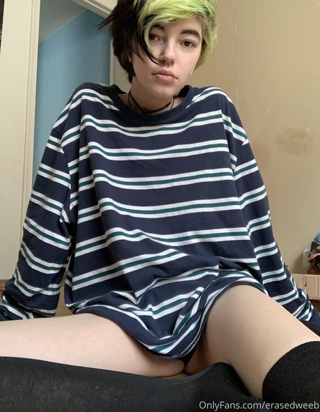 erasedweeaboo free 独占モデル 写真