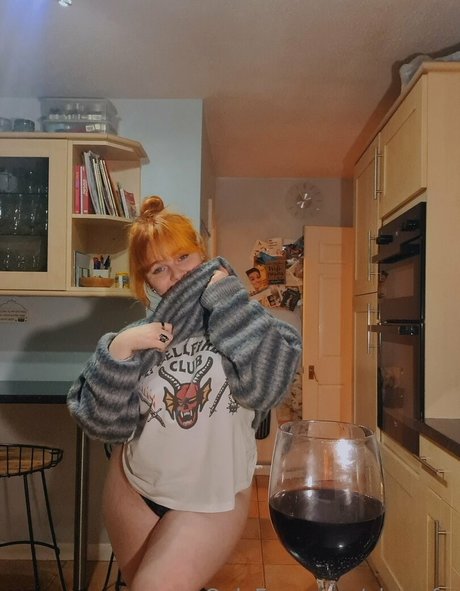 elmnsfw ヌードのポルノスター ギャラリー