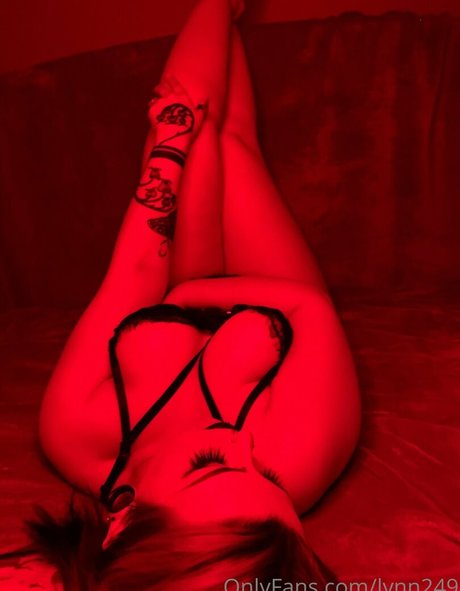 イタリア人熟女OnlyFans セクシーヌード 写真