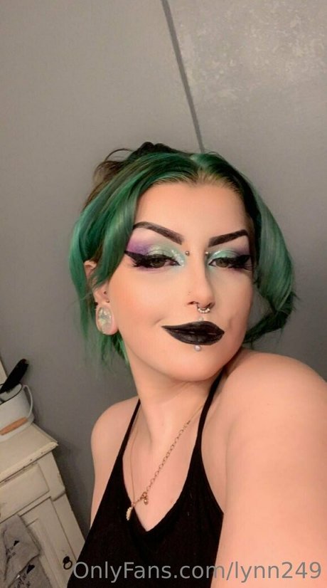 lynn249 スター 裸 アーカイブ