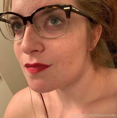 アジアンシャワー OnlyFans 限定 写真