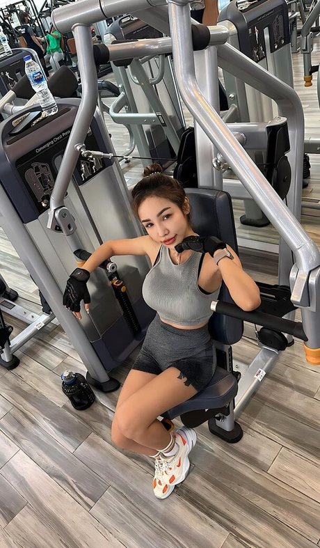 chaly xx かわいいスター 写真