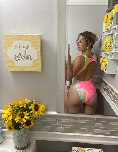 Dogsanimeandhiking エロティックなスター 写真