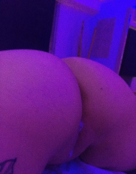 Juicymagx 裸のスター 写真