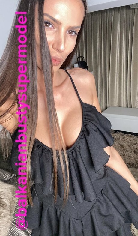 熟女ティーンOnlyFans HD 写真