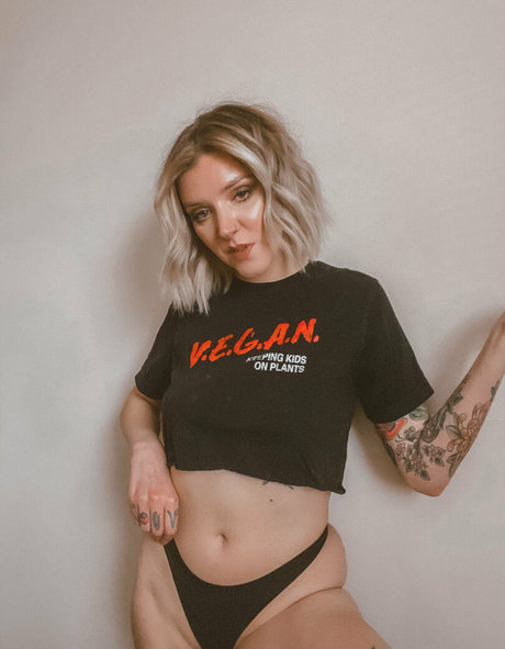 seitansm1stress ポルノスター セクシー 写真