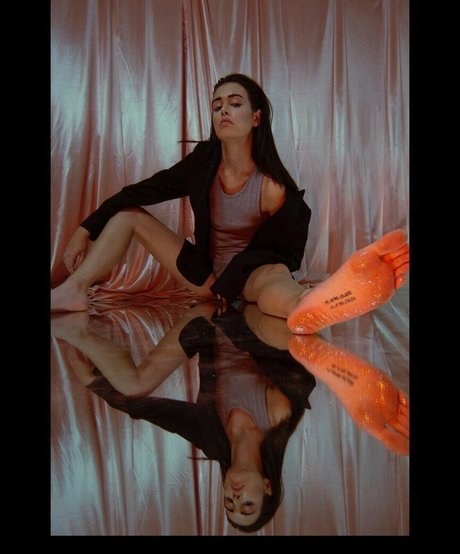 Kaylee Bryant 美しいスター 画像