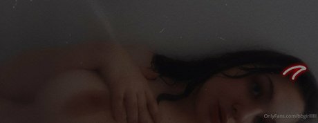 urfavslxtt ヌードモデル 写真