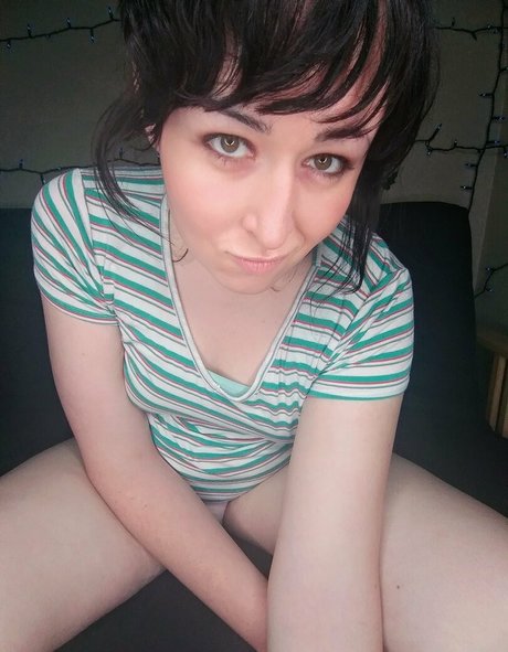 クソなOnlyFans 美しい裸 写真