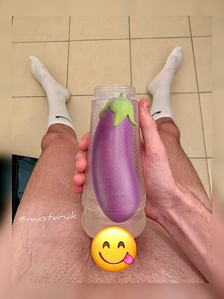 masterukfree 美しいポルノスター 写真